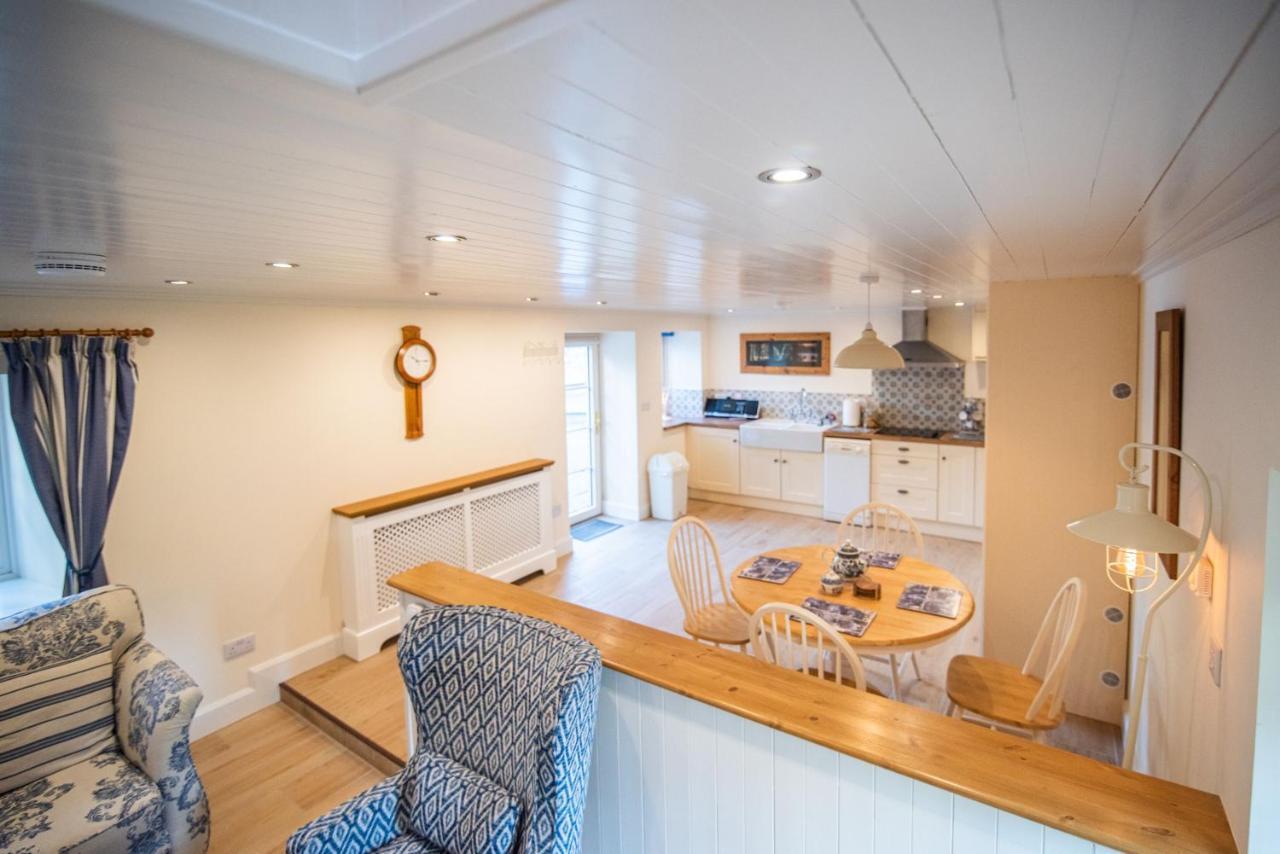 Ardnavaha House - Poolside Cottages Clonakilty Εξωτερικό φωτογραφία