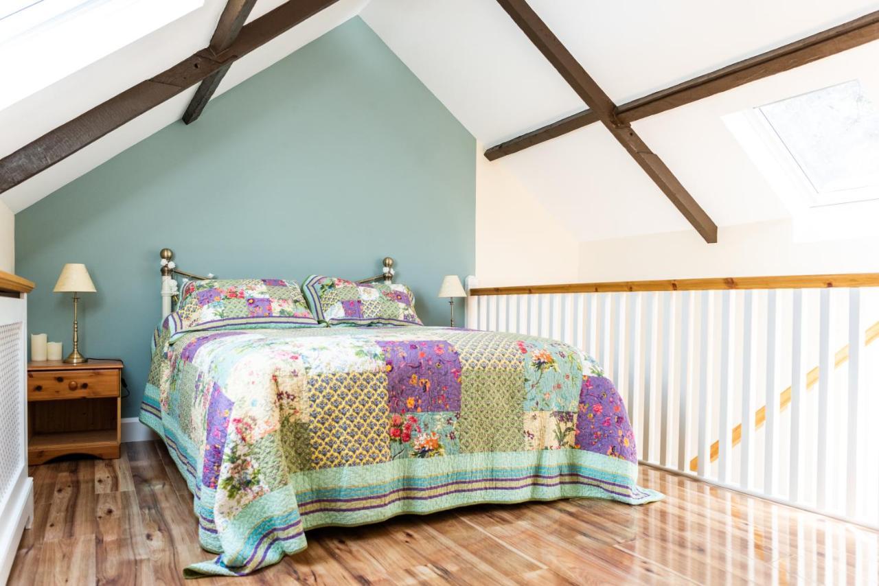 Ardnavaha House - Poolside Cottages Clonakilty Εξωτερικό φωτογραφία
